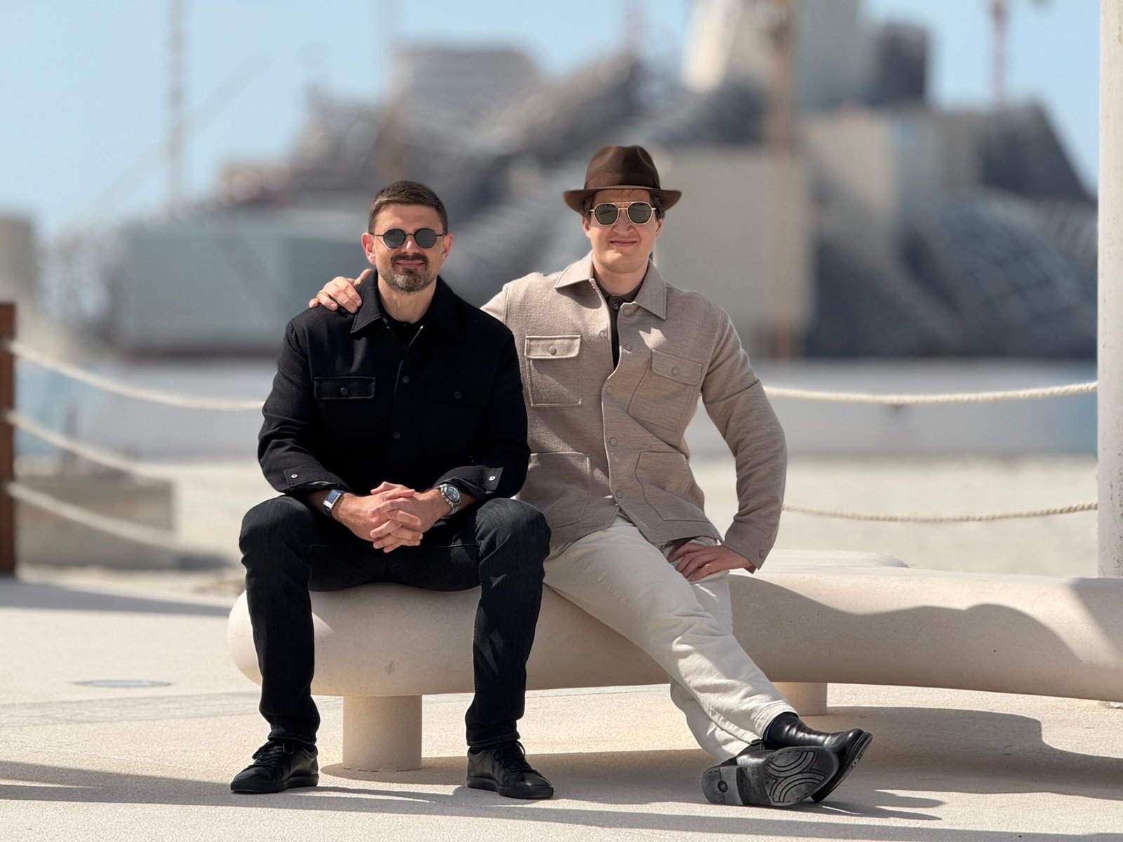 luxury-yacht-trading-setup-with-laptop